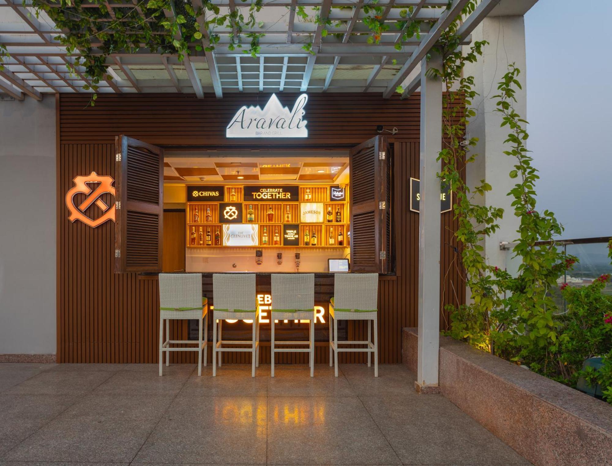 Doubletree By Hilton Jaipur Amer Екстер'єр фото