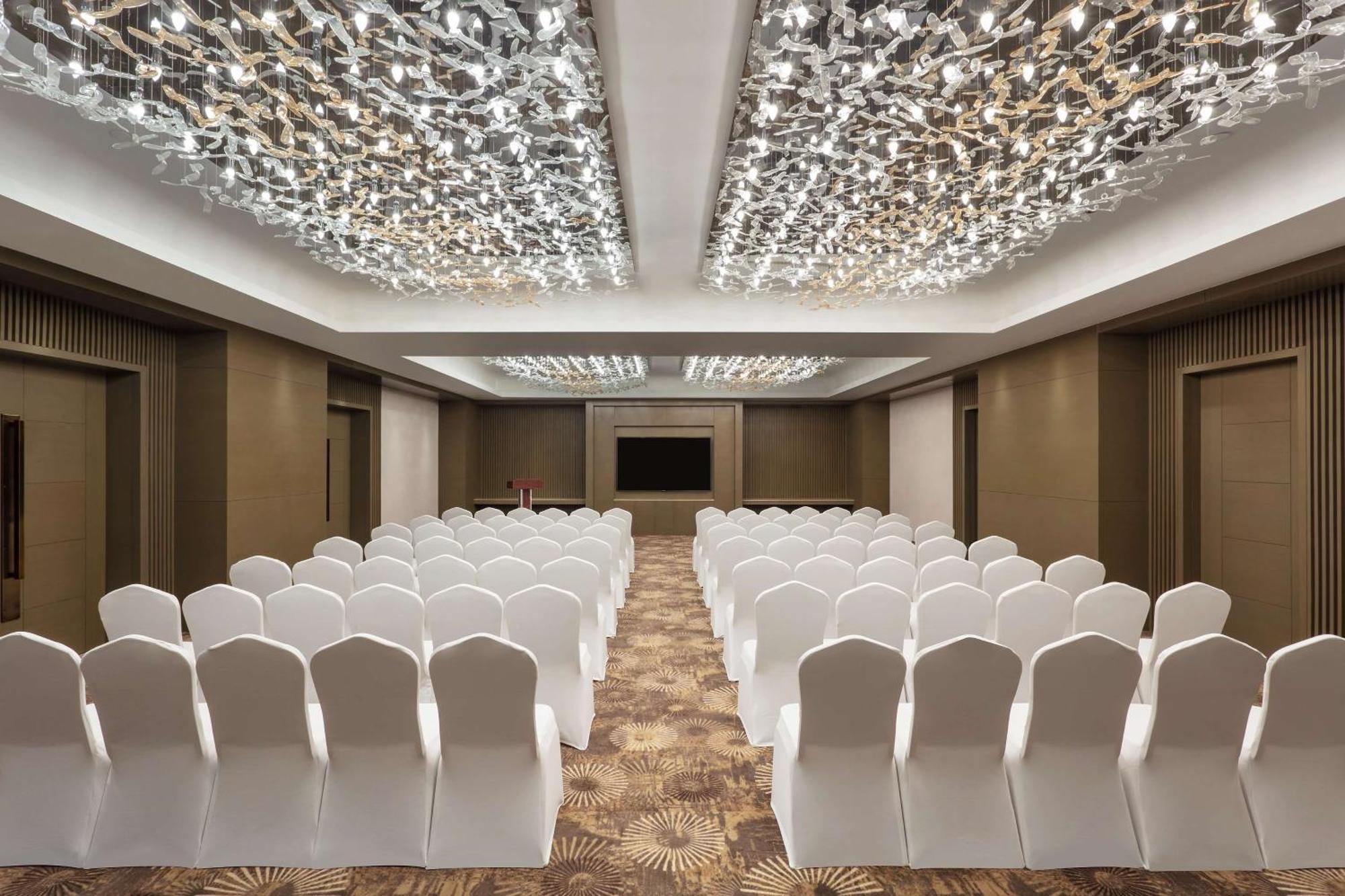 Doubletree By Hilton Jaipur Amer Екстер'єр фото