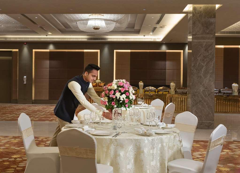 Doubletree By Hilton Jaipur Amer Зручності фото